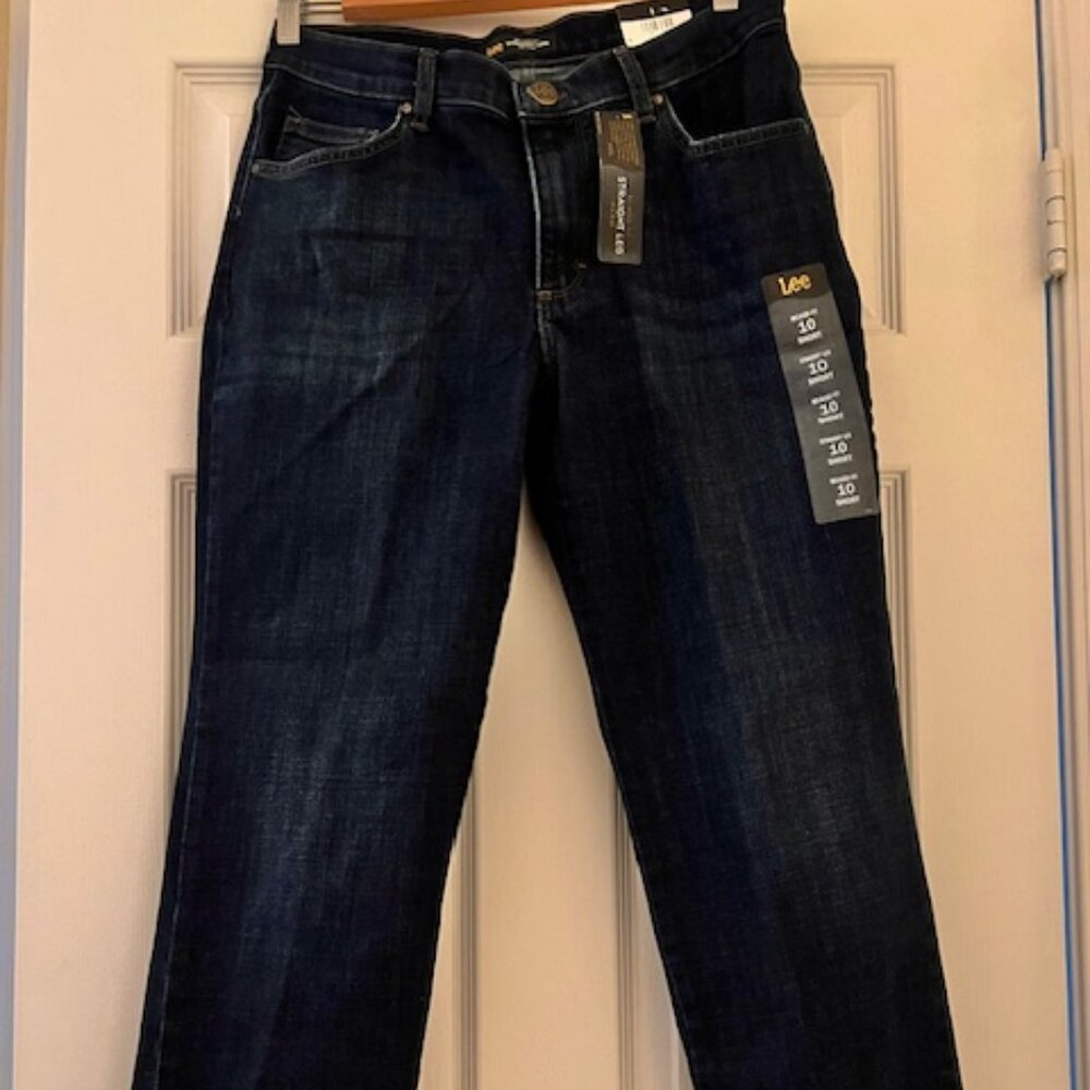 Dark blue Lee Straight leg Relaxed Fit Women's mid-rise Jeans, 10 Short, NWT
